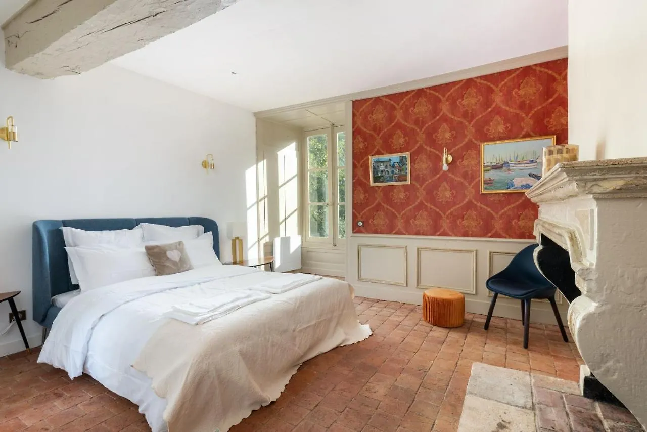 Appartements Au Chateau Ars Ars-sur-Formans Frankreich