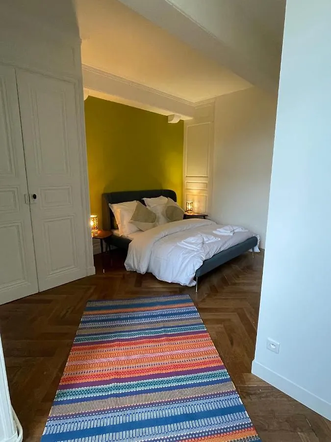 Appartements Au Chateau Ars Ars-sur-Formans Frankreich