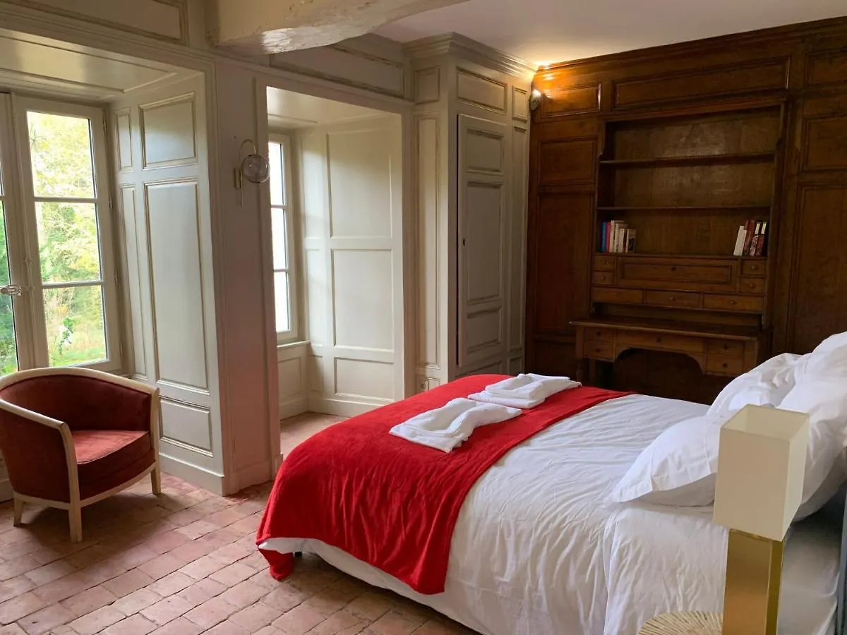 Appartements Au Chateau Ars Ars-sur-Formans