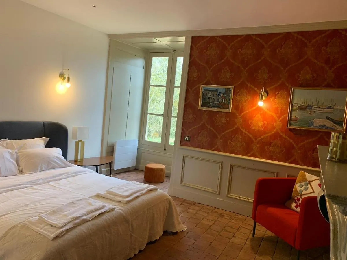 Appartements Au Chateau Ars Ars-sur-Formans