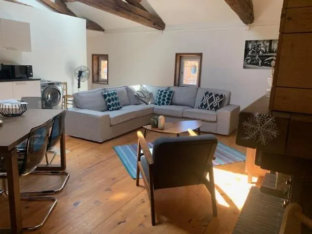 Apartment Appartements Au Chateau Ars Ars-sur-Formans